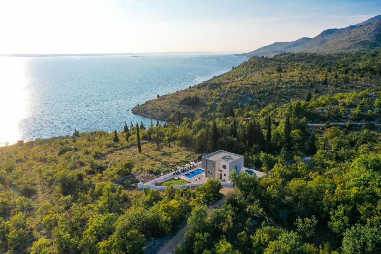 Villa Royal Promons - Heated Pool à Starigrad Paklenica Extérieur photo