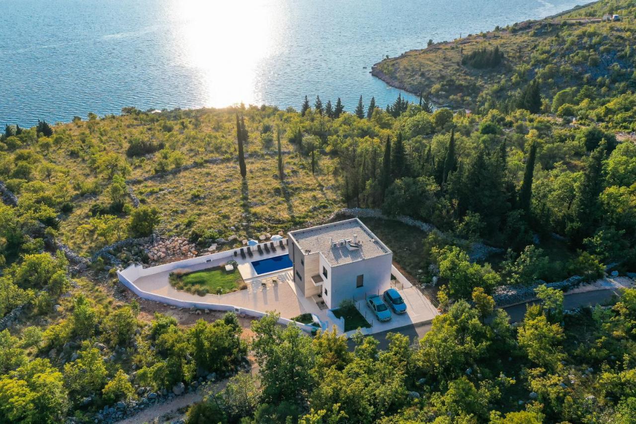 Villa Royal Promons - Heated Pool à Starigrad Paklenica Extérieur photo