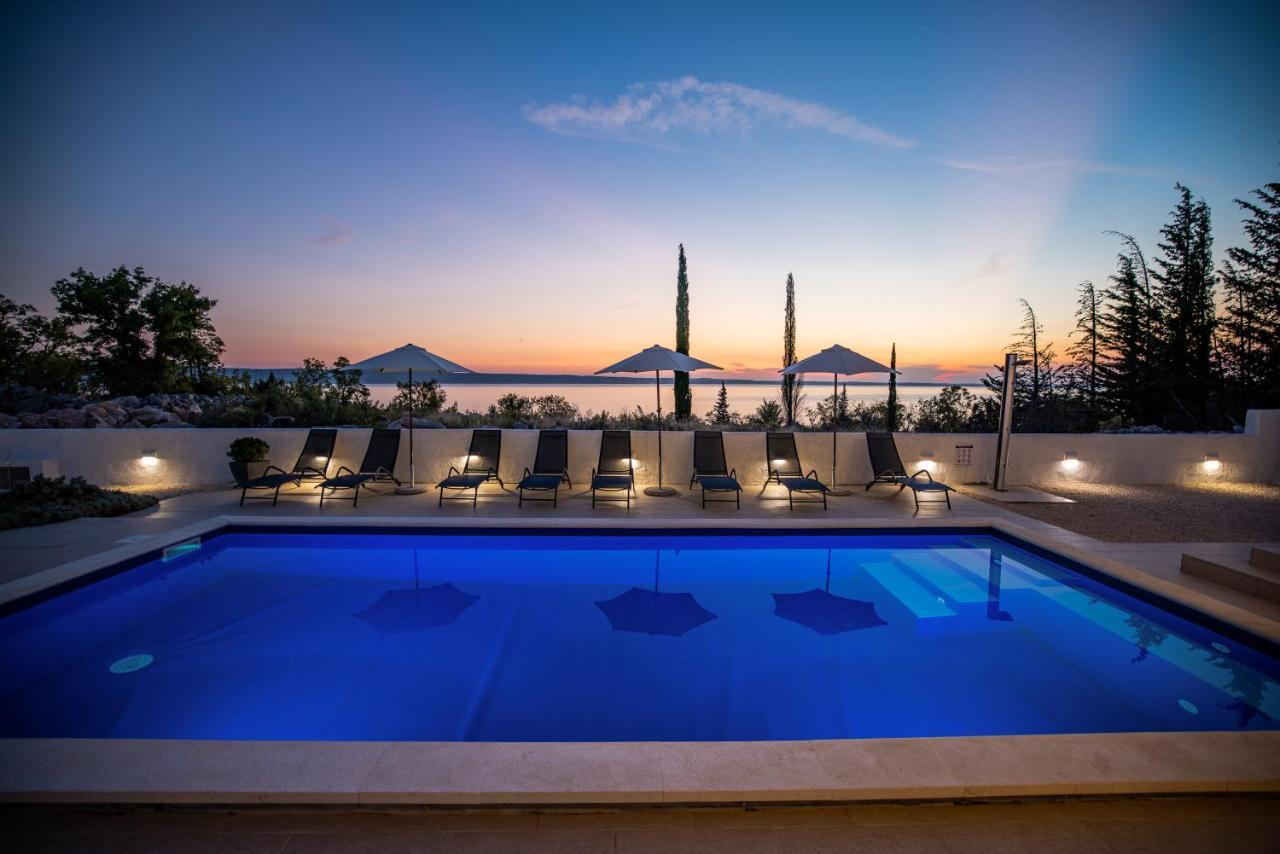 Villa Royal Promons - Heated Pool à Starigrad Paklenica Extérieur photo